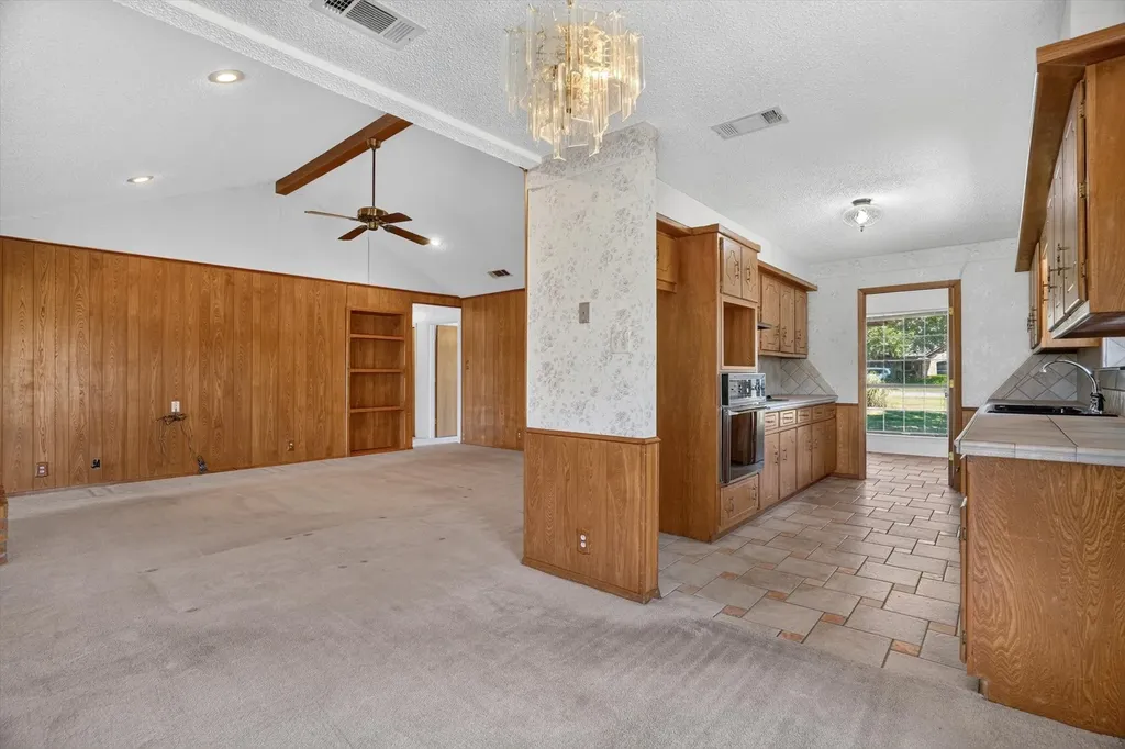104 Royal Park Lane Waxahachie TX 75165