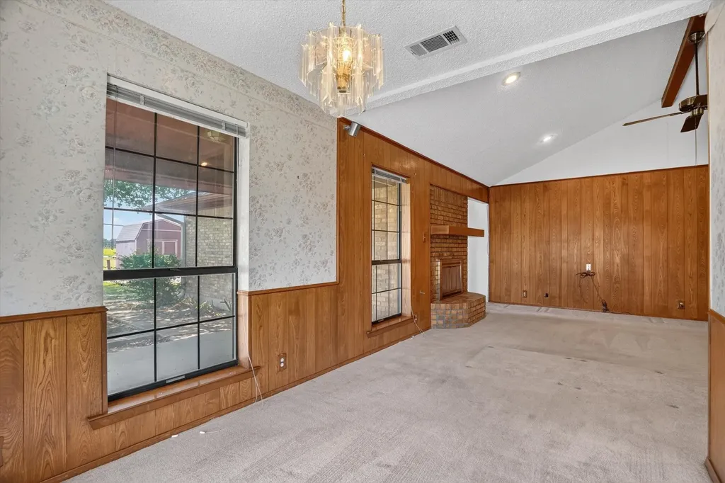 104 Royal Park Lane Waxahachie TX 75165