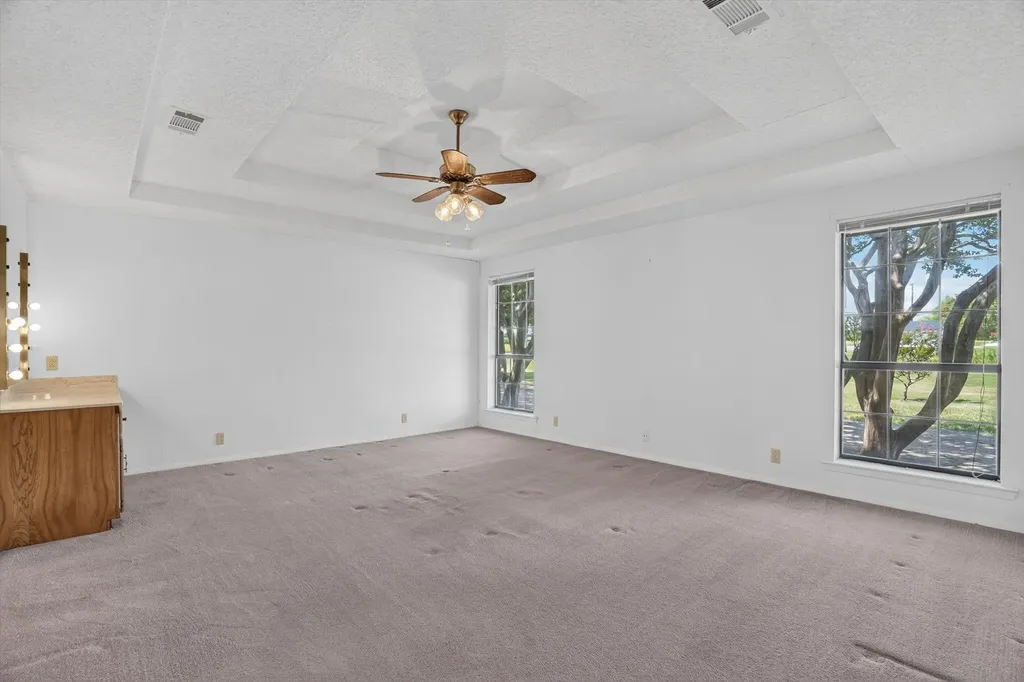 104 Royal Park Lane Waxahachie TX 75165