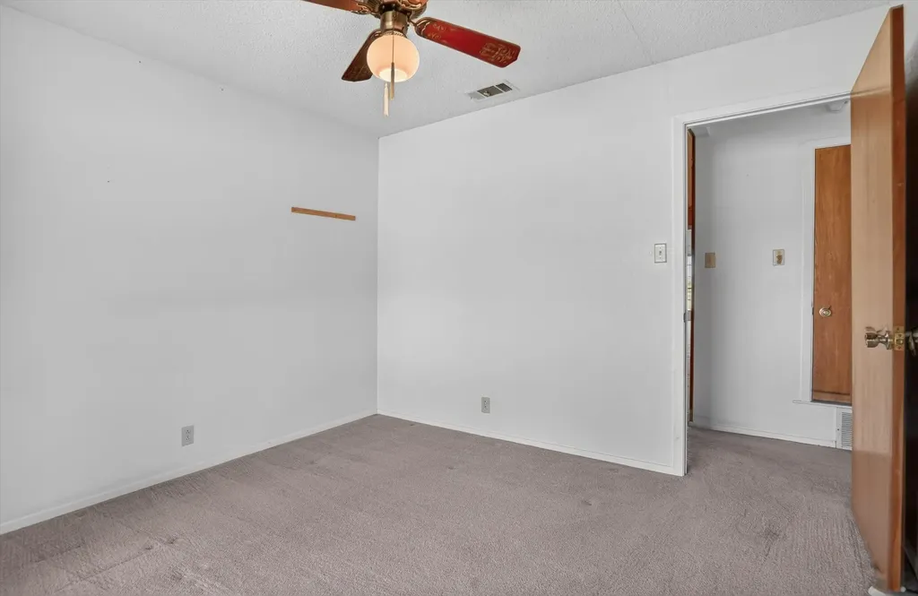 104 Royal Park Lane Waxahachie TX 75165