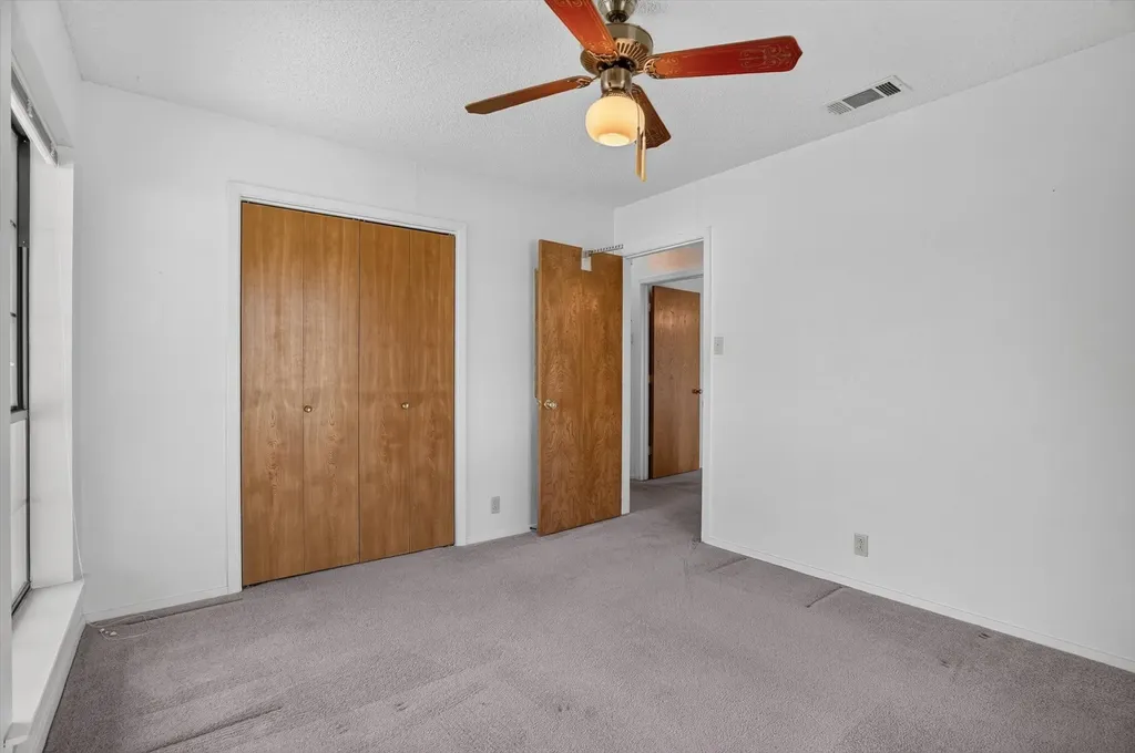 104 Royal Park Lane Waxahachie TX 75165