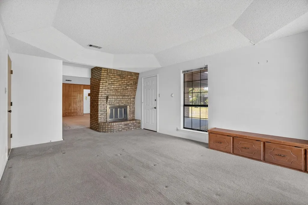 104 Royal Park Lane Waxahachie TX 75165