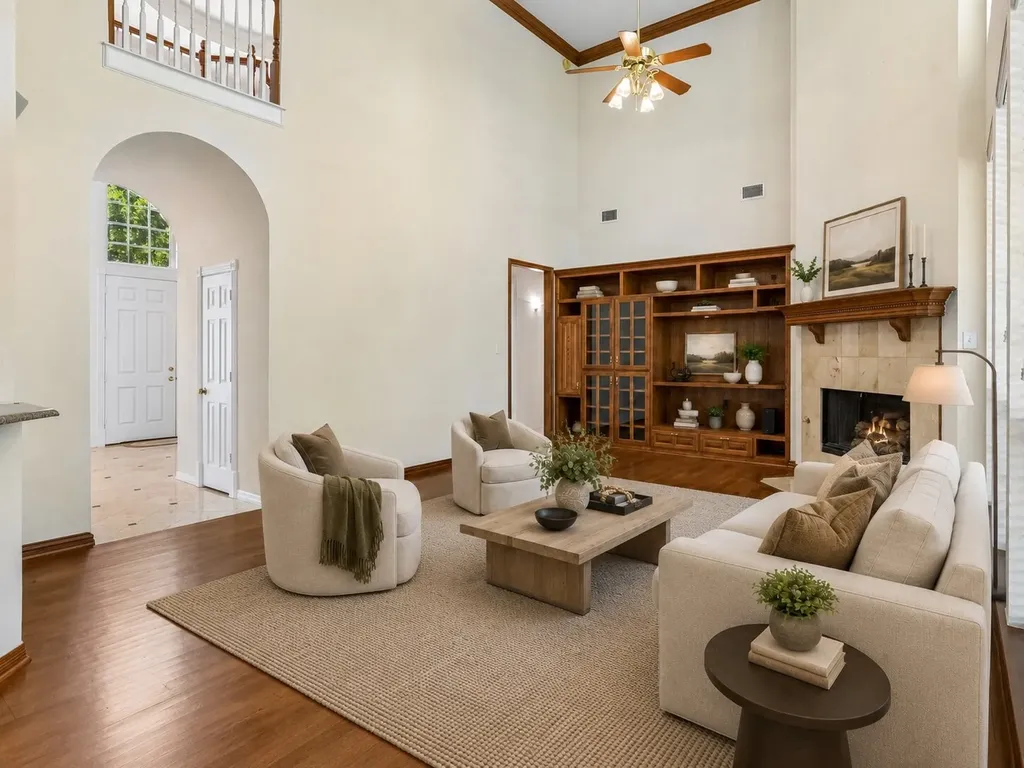 1119 Creekwood Drive Garland TX 75044