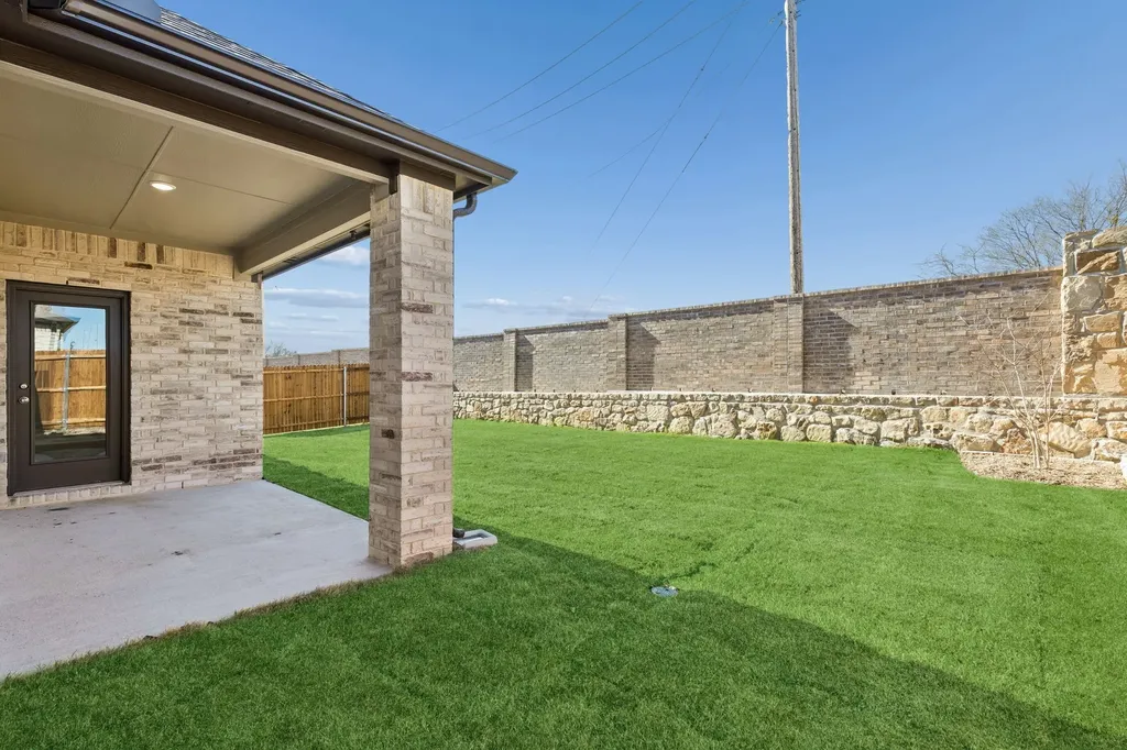 4003 Somerville Drive Farmersville TX 75442