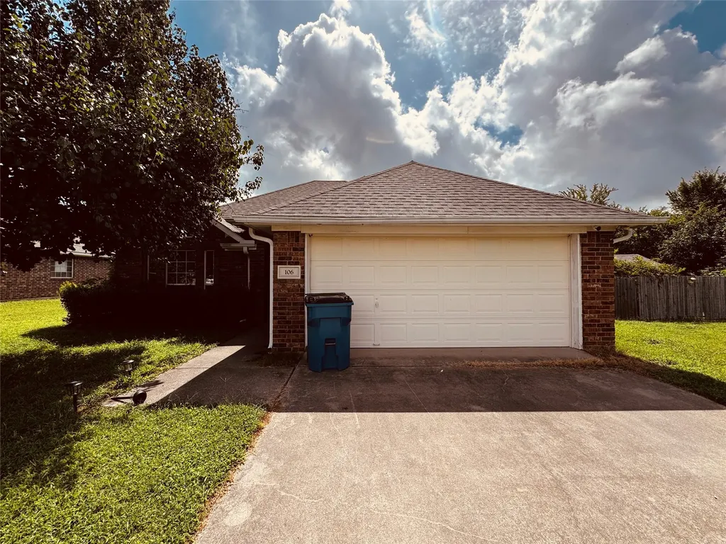 106 Oak Lane Ladonia TX 75449