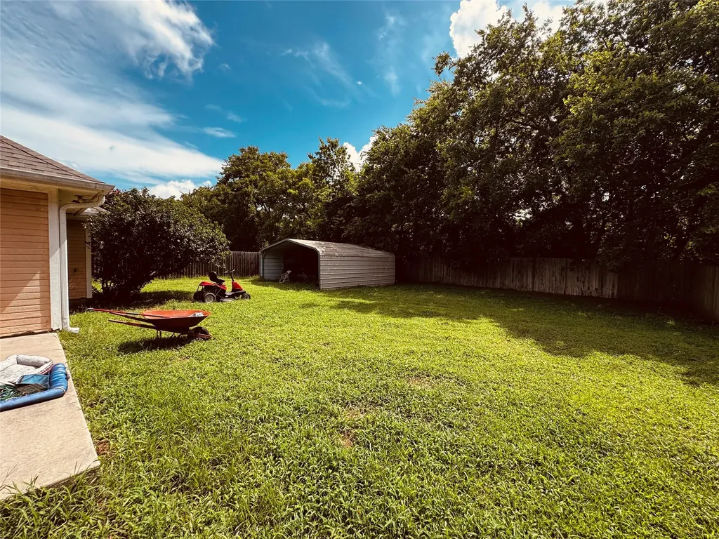 106 Oak Lane Ladonia TX 75449