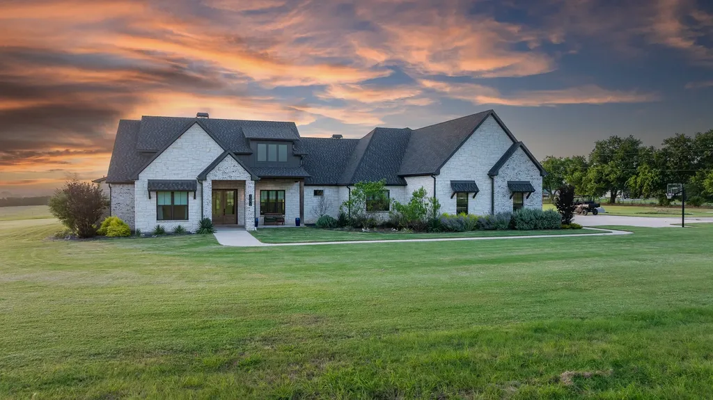 Tbd Indian Trail Sanger TX 76266