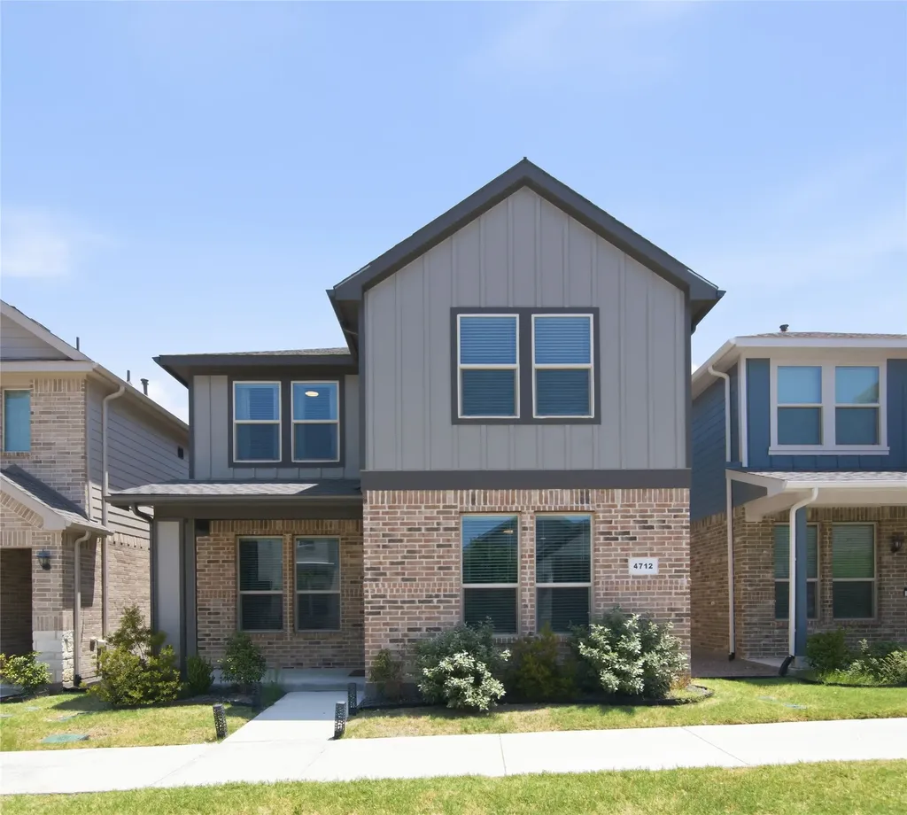 4712 Alliance Street Haltom City TX 76117