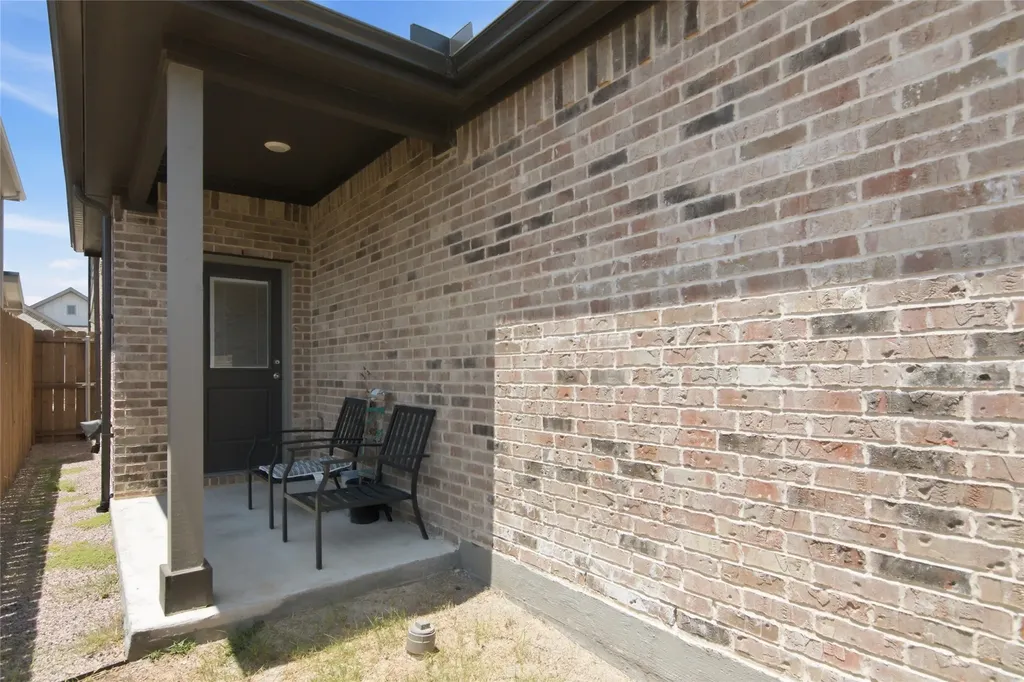 4712 Alliance Street Haltom City TX 76117