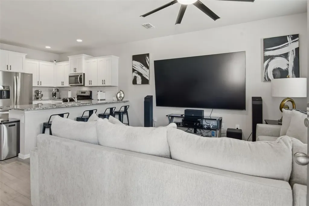 4712 Alliance Street Haltom City TX 76117
