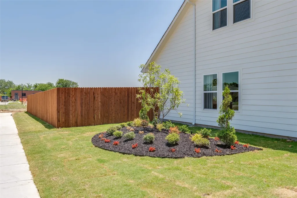 625 Kyle Drive Tioga TX 76271
