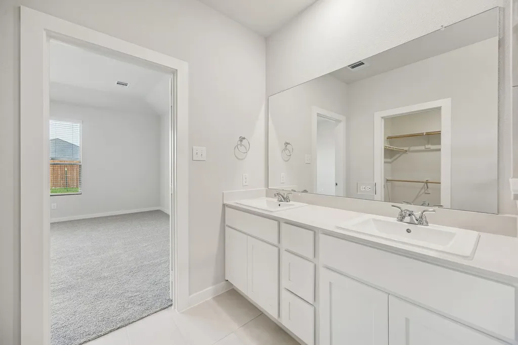 2208 Willowbank Drive Forney TX 75126