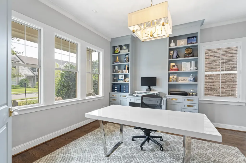 6011 Goodwin Avenue Dallas TX 75206