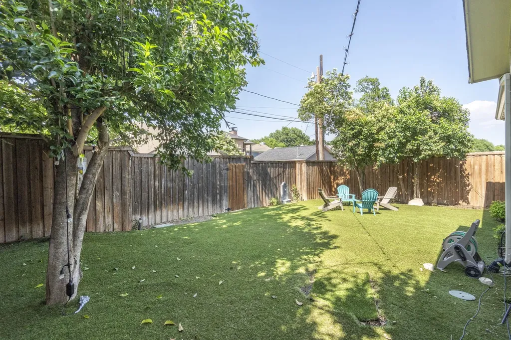 6011 Goodwin Avenue Dallas TX 75206
