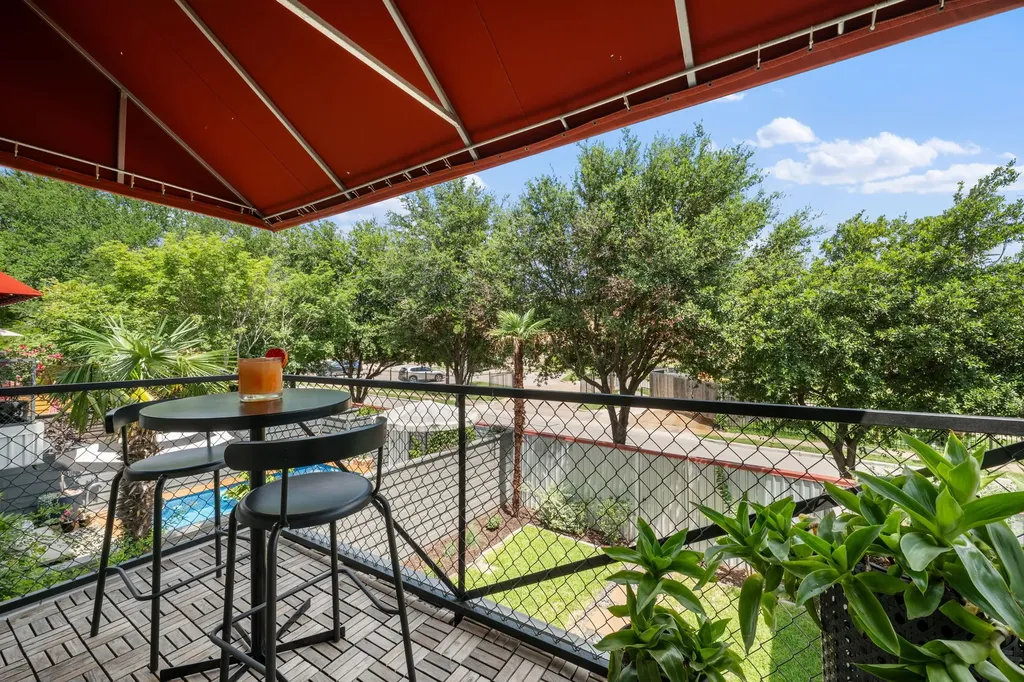 4213 Dickason Avenue Dallas TX 75219