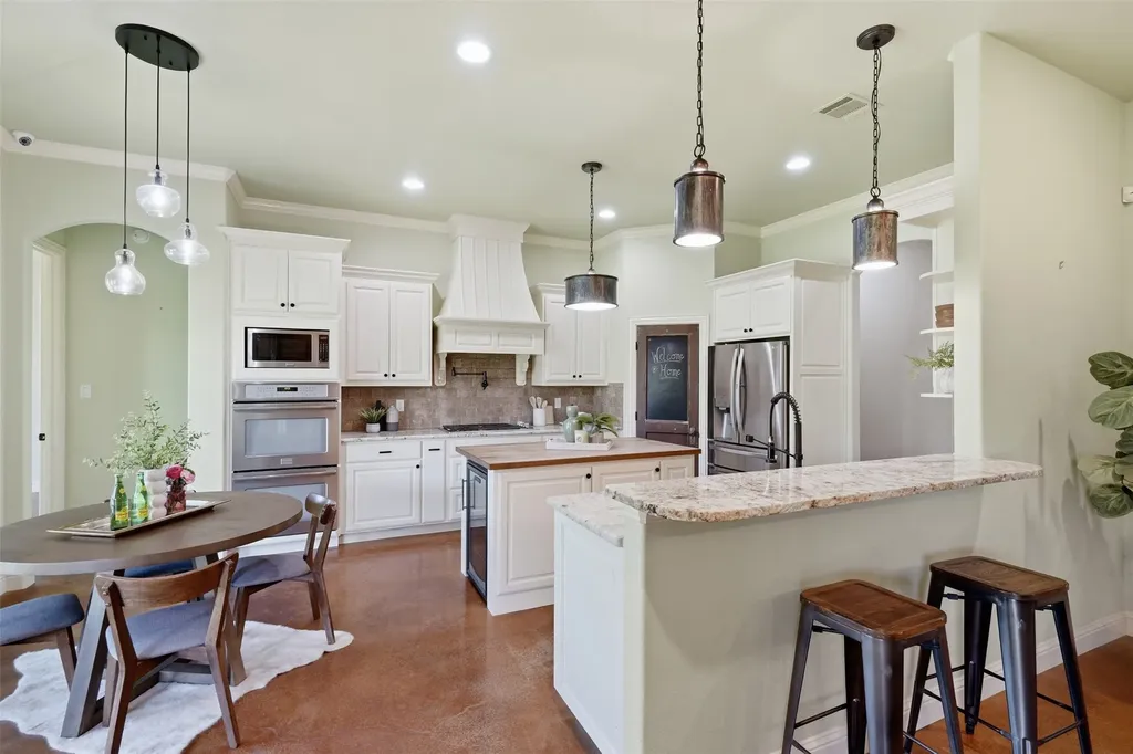 12409 Bella Vino Drive Fort Worth TX 76126
