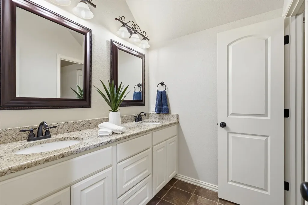 12409 Bella Vino Drive Fort Worth TX 76126