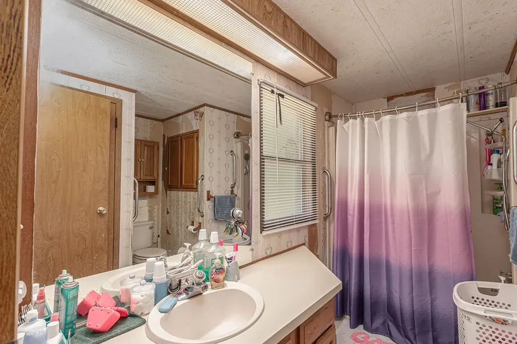 6264 State Highway 276 Point TX 75472