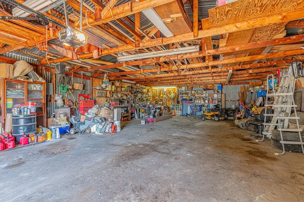 6264 State Highway 276 Point TX 75472