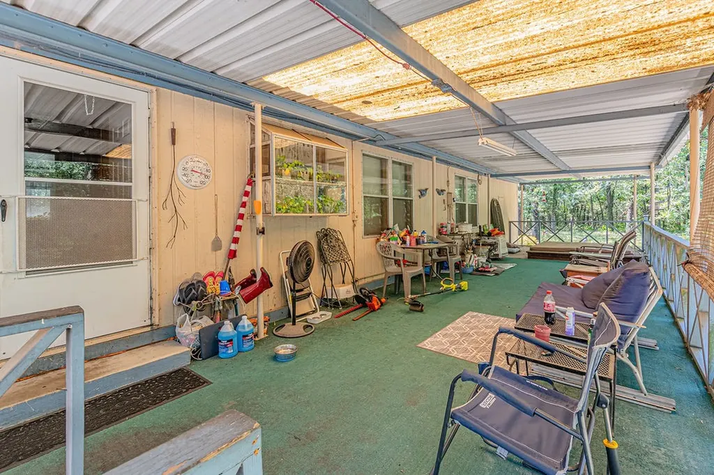 6264 State Highway 276 Point TX 75472