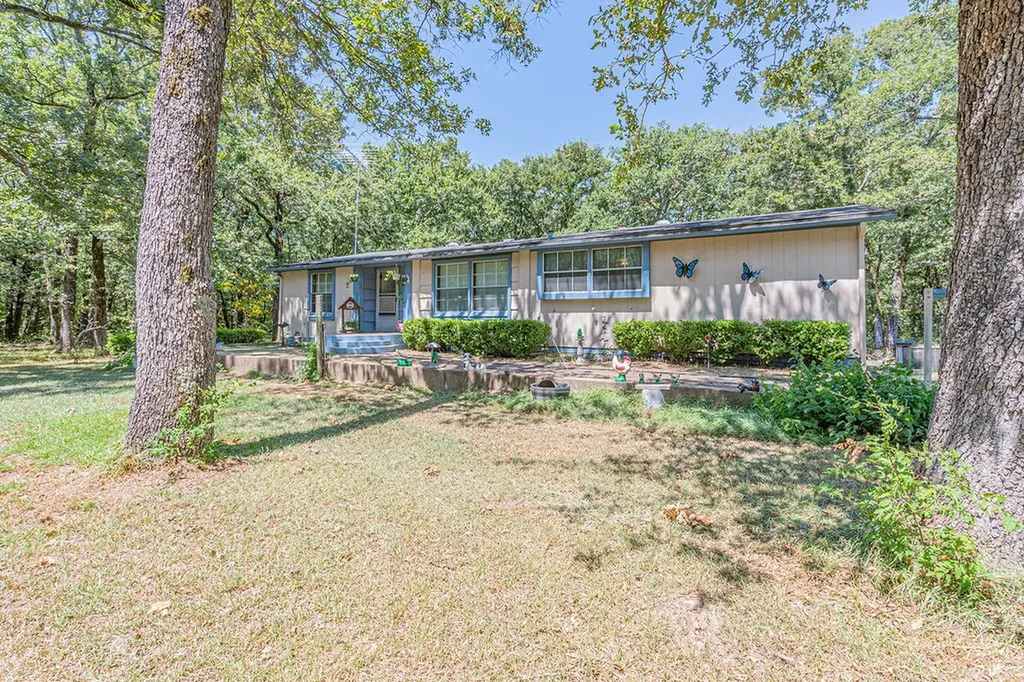 6264 State Highway 276 Point TX 75472