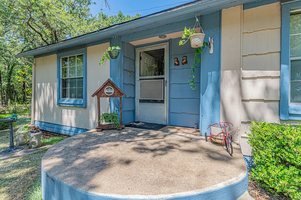 6264 State Highway 276 Point TX 75472