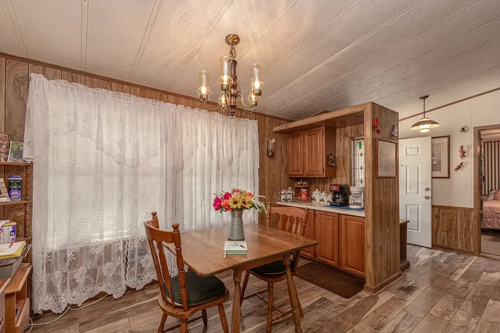 6264 State Highway 276 Point TX 75472