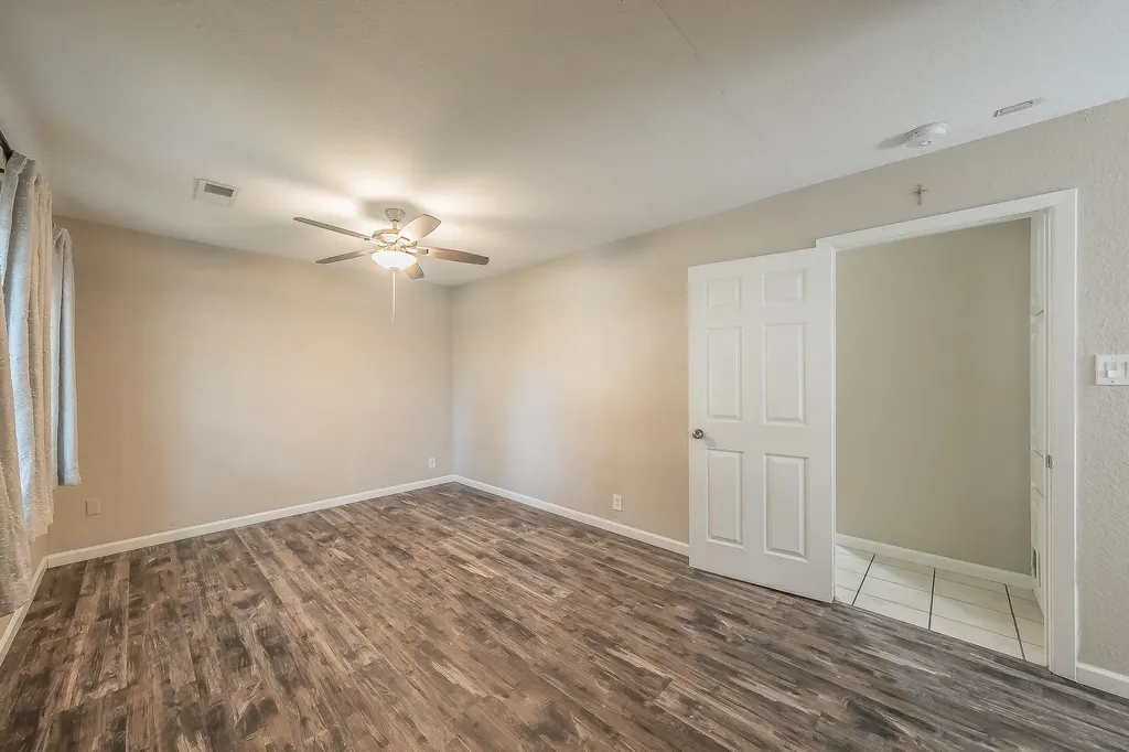 612 Bayless Drive Euless TX 76040