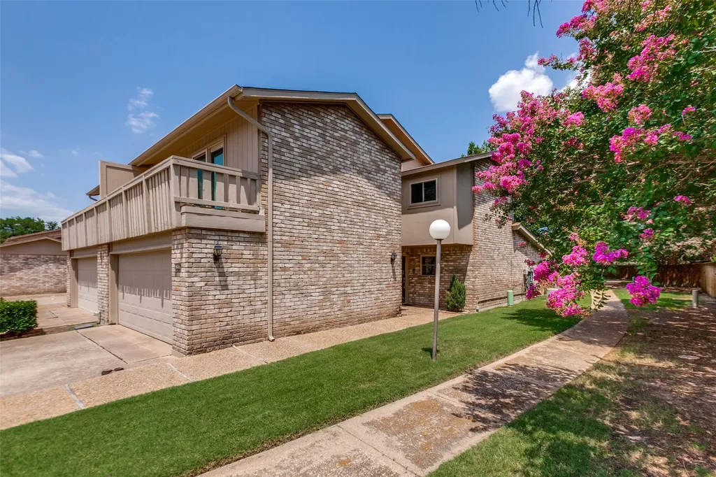 3102 Eastpark Drive Garland TX 75044