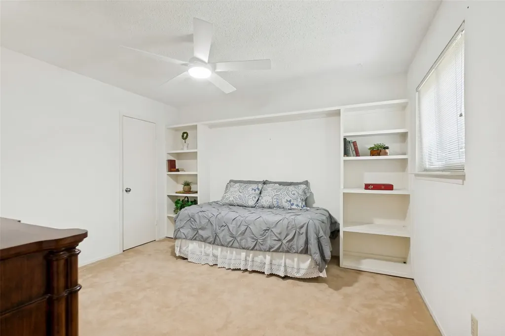 3102 Eastpark Drive Garland TX 75044