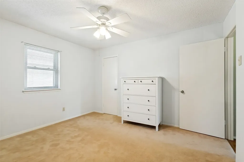 3102 Eastpark Drive Garland TX 75044