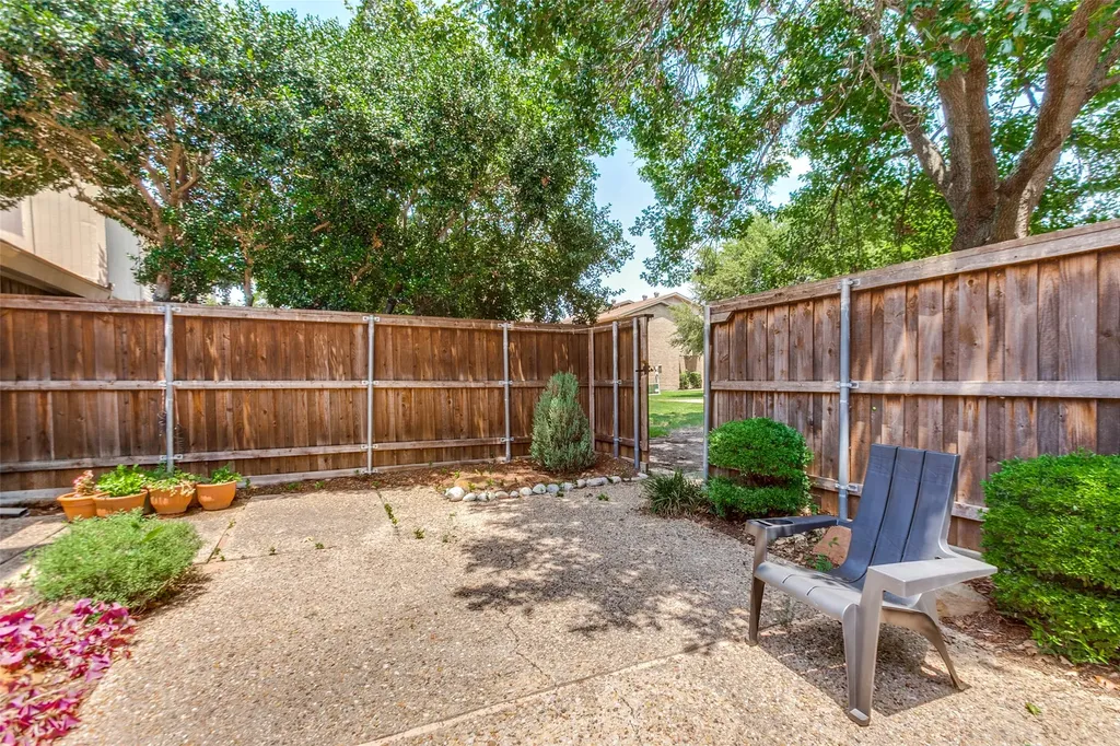 3102 Eastpark Drive Garland TX 75044