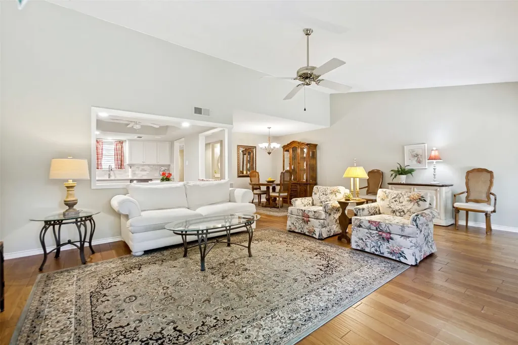 3102 Eastpark Drive Garland TX 75044