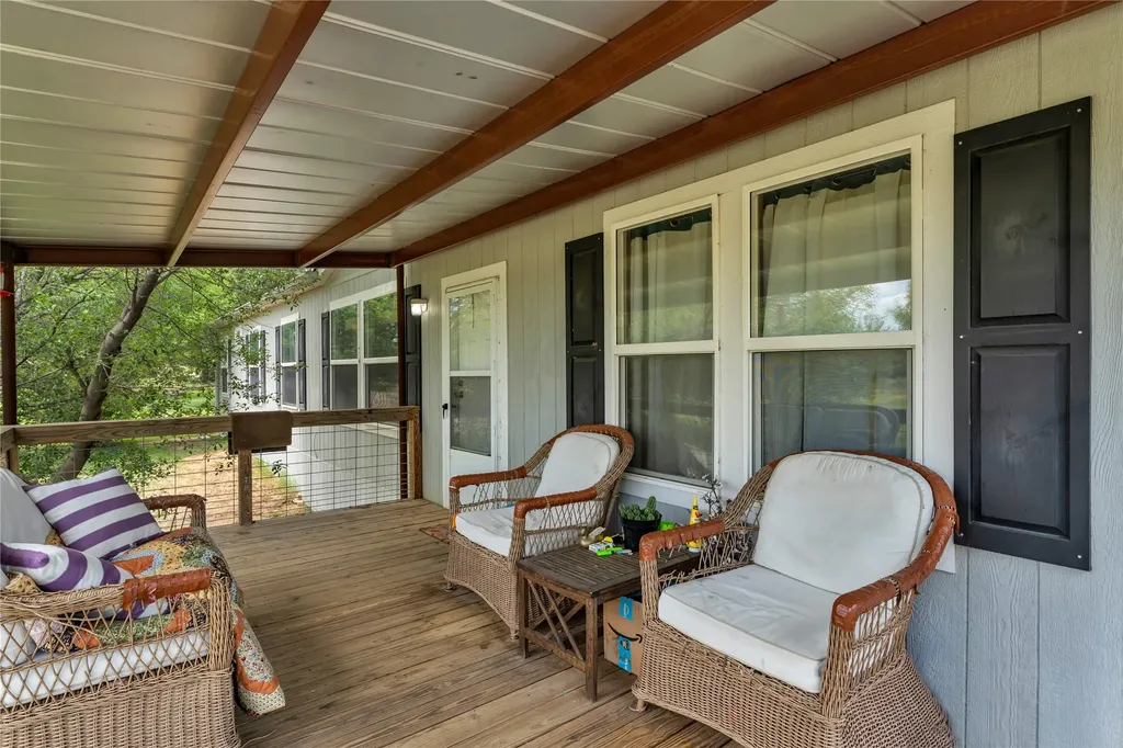 153 Lariat Lane Llano TX 78643
