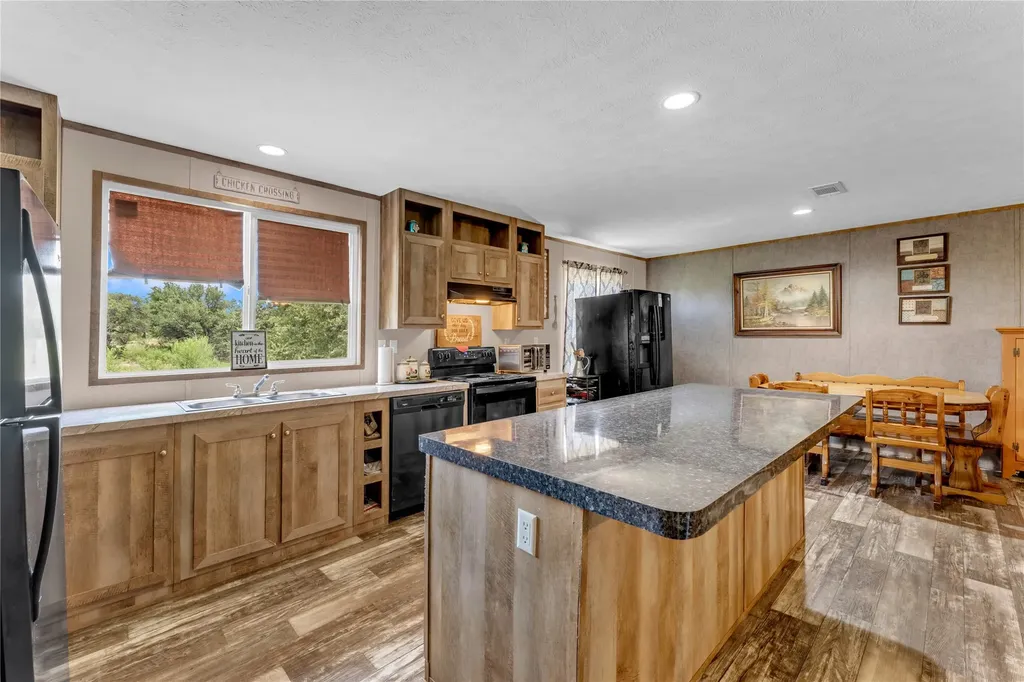 153 Lariat Lane Llano TX 78643