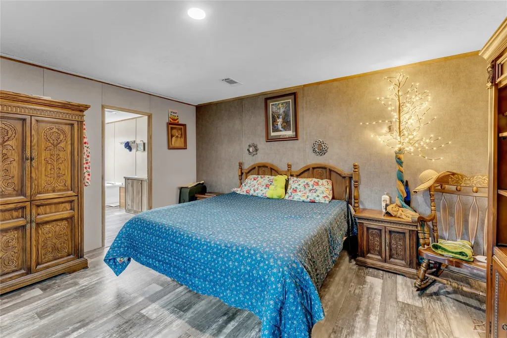 153 Lariat Lane Llano TX 78643
