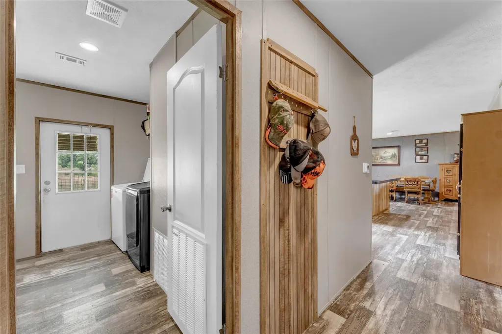 153 Lariat Lane Llano TX 78643
