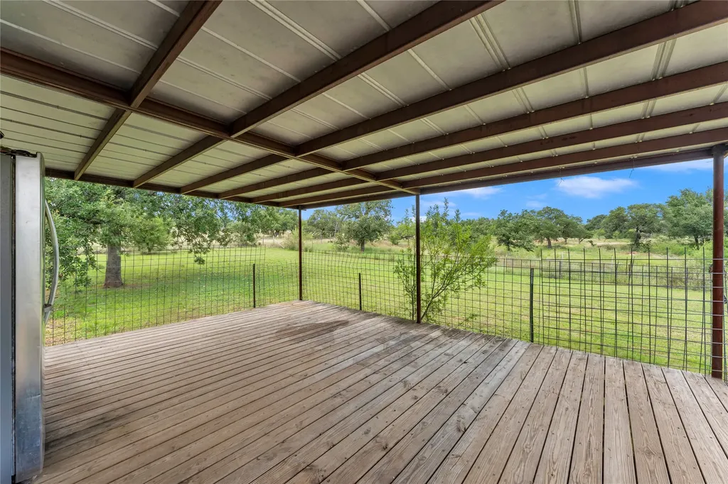 153 Lariat Lane Llano TX 78643