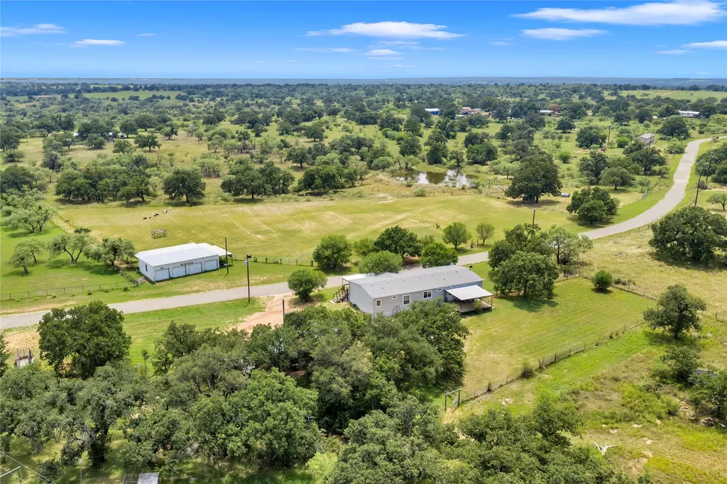 153 Lariat Lane Llano TX 78643