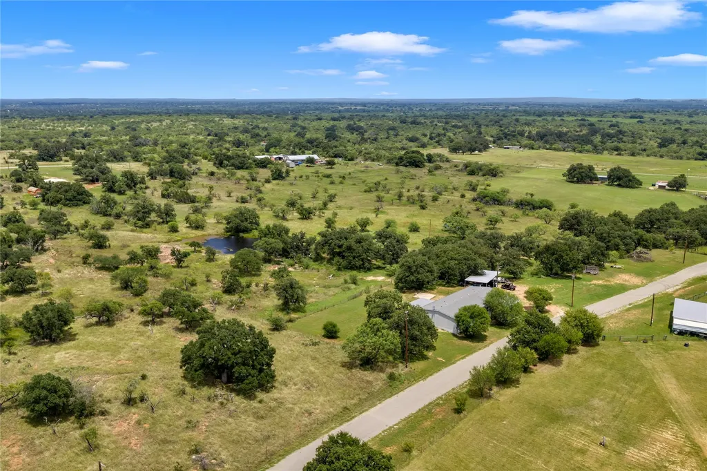 153 Lariat Lane Llano TX 78643
