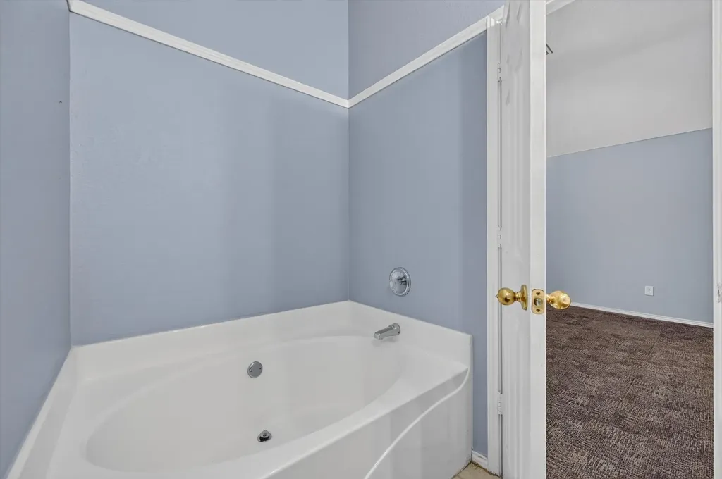5440 Trout Creek Court Watauga TX 76137