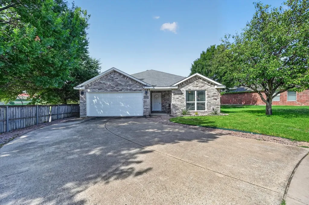 5440 Trout Creek Court Watauga TX 76137
