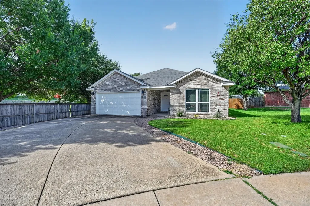 5440 Trout Creek Court Watauga TX 76137