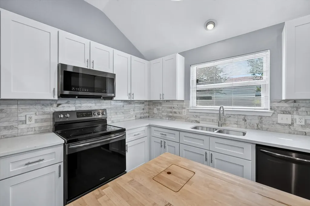 5440 Trout Creek Court Watauga TX 76137