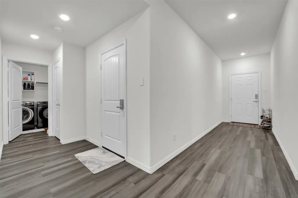 702 Pearl Way Arlington TX 76002