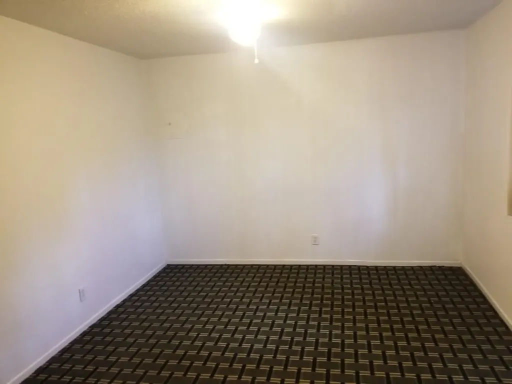 1702 Hunt Street Commerce TX 75428