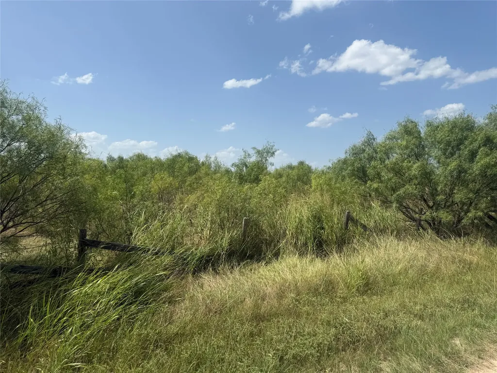 140 Arapaho Road Brownwood TX 76801