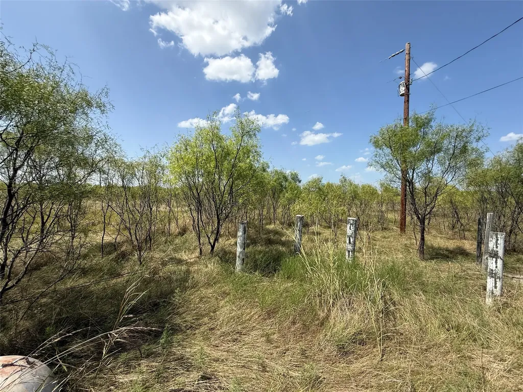 140 Arapaho Road Brownwood TX 76801