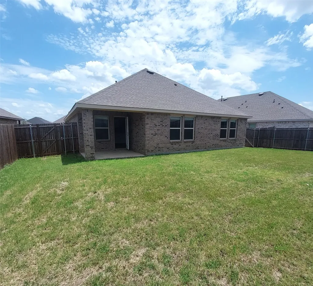 205 Longhorn Pass Caddo Mills TX 75135