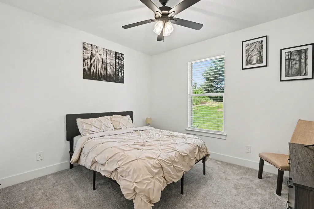 606 Central Road Weatherford TX 76088